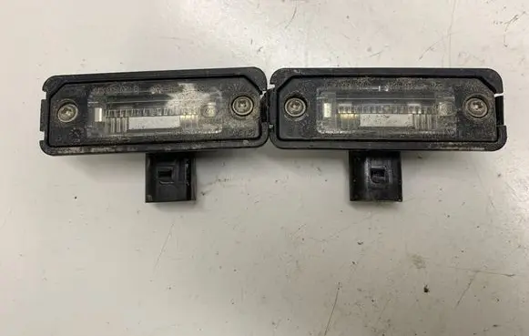 Volkswagen Phaeton Number plate light 1J6943021B