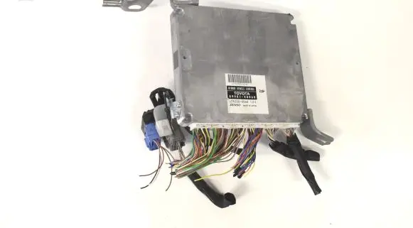 Lexus RX 450H Engine control unit/module 8998148060
