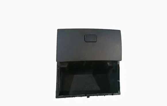 Mercedes-Benz GL X164 Glove box A1646800010