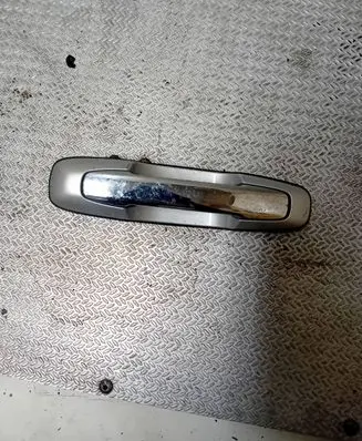 Suzuki Grand Vitara I Rear door exterior handle 8281065d10