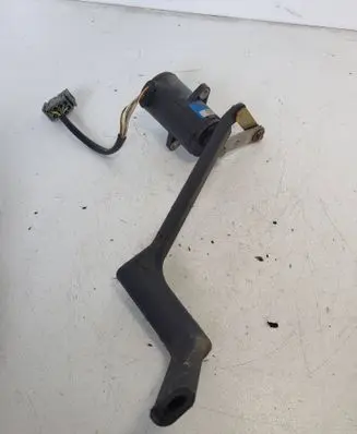 BMW 5 E39 Accelerator pedal position sensor 2245690