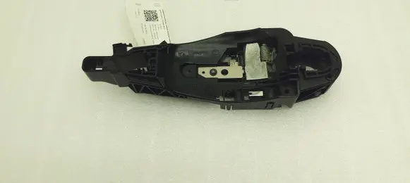 Rear door exterior handle/bracket