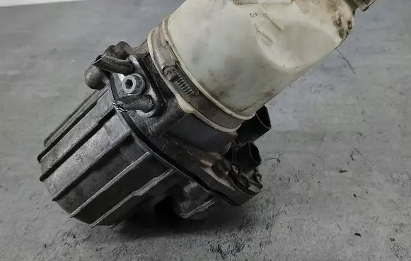 Opel Astra H Power steering pump