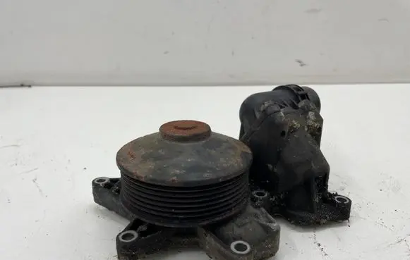 BMW 5 F10 F11 Water pump 473842901