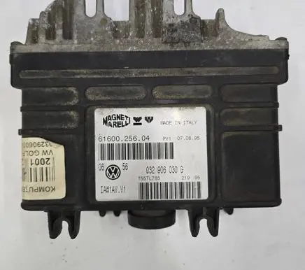 Volkswagen Golf III Engine control unit/module 032906030G T55TL785 6160025604