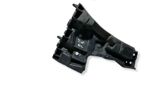Volvo V60 Front bumper mounting bracket 31323832