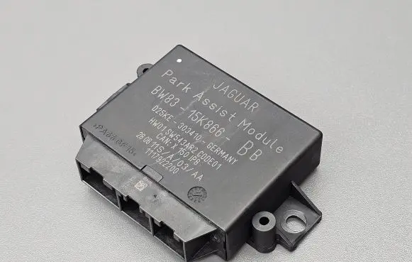 Jaguar XF X250 Parking PDC control unit/module BW8315K866BB D25KE303410