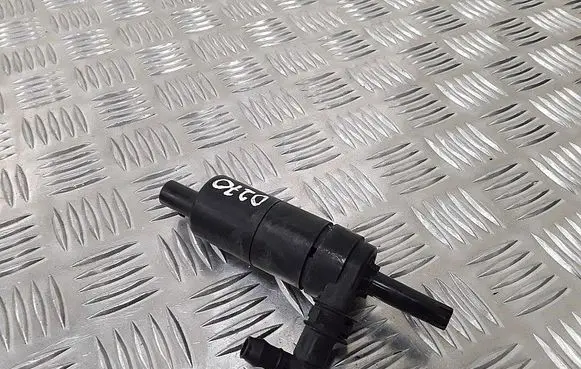 Opel Insignia A Windscreen/windshield washer pump 13250289