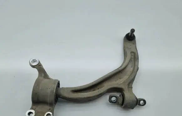 Chrysler Pacifica Front lower control arm/wishbone 05274643AA