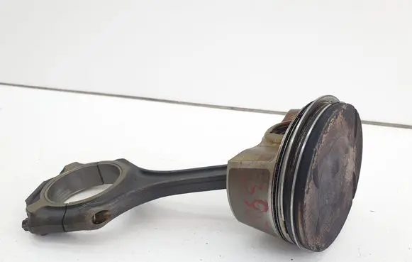 Mercedes-Benz CLS C219 Piston with connecting rod