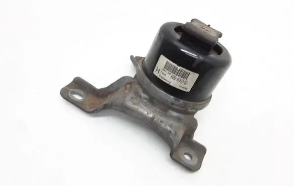 Volvo S60 Engine mount bracket 30671245 6G926F012DD