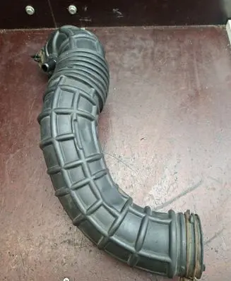 KIA Rio Turbo air intake inlet pipe/hose 281381R200