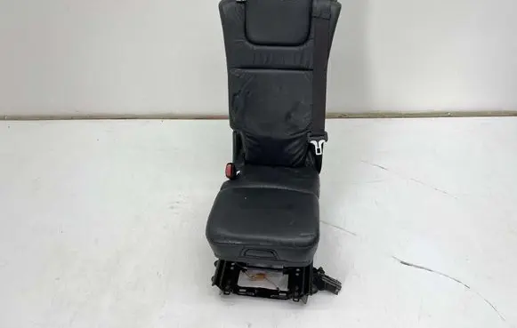 Volvo XC90 Second row seats MMAUTKO16840