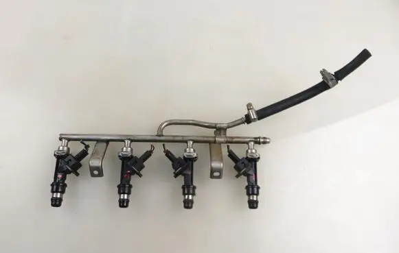Fuel main line pipe