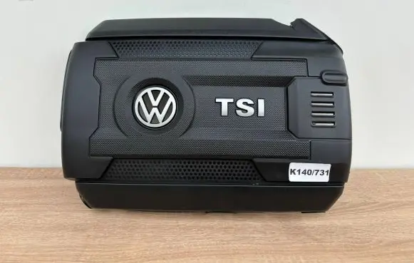 Volkswagen Golf VII Engine cover (trim) 6002018062