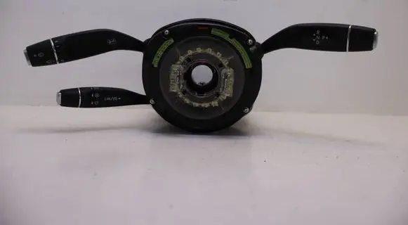 Mercedes-Benz CLA C117 X117 W117 Wiper turn signal indicator stalk/switch A2469004120