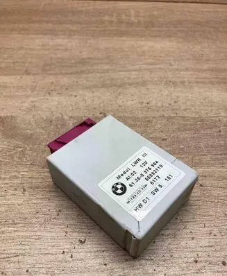 BMW 5 E39 Light module LCM 8375964