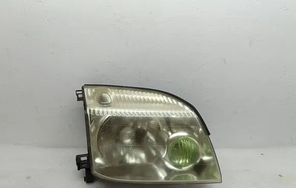 Nissan X-Trail T30 Headlight/headlamp