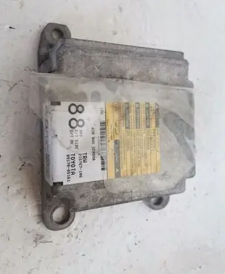 Toyota Corolla Verso E121 Airbag control unit/module 215767106