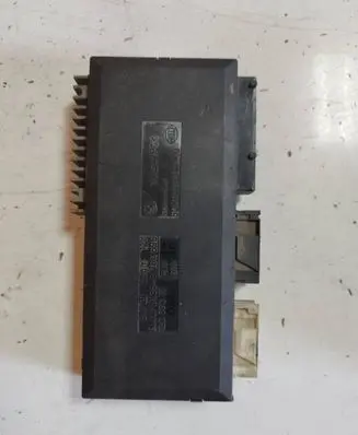 BMW 5 E39 Comfort/convenience module 61358364696 12037310 5DK0070471