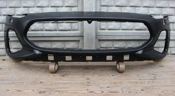 Maserati GranTurismo Front bumper 980145728
