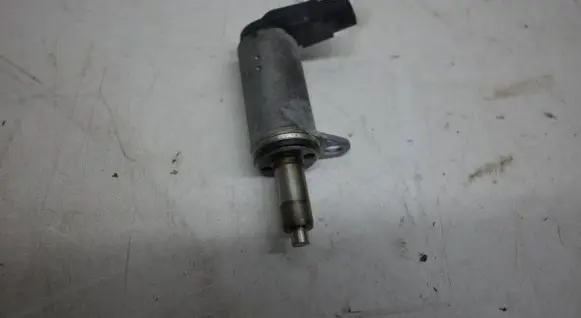 Audi A6 S6 C7 4G Camshaft vanos timing valve 06H103697B