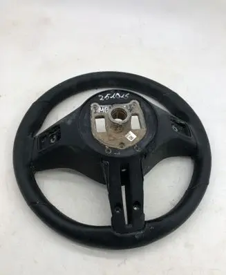 Mercedes-Benz GLC C254 Steering wheel