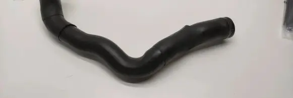 Mercedes-Benz Vito Viano W638 Intercooler hose/pipe A6385282382
