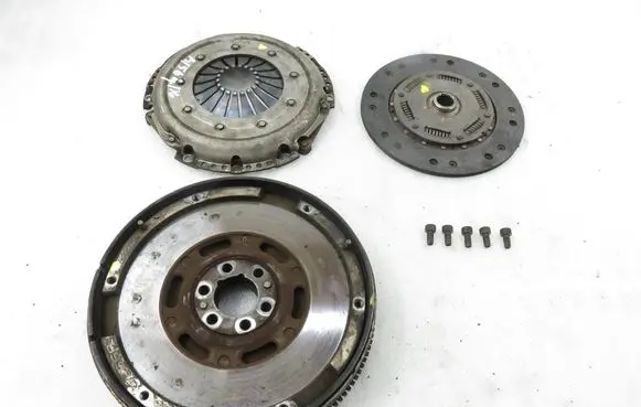 Volkswagen PASSAT B5 Dual mass flywheel 1878001193 3082307232