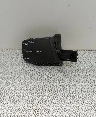 Ford Focus Multifunctional control switch/knob 3M5T14K147BA