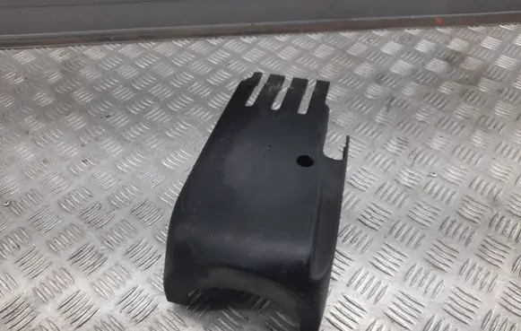 Steering wheel column trim