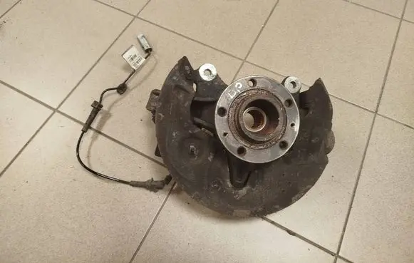 Opel Grandland X Front wheel hub 
