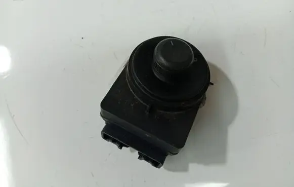 Opel Insignia A Wing mirror switch 13271827