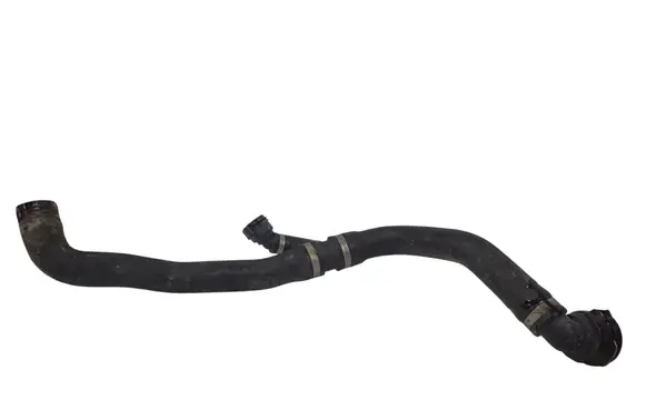 Volvo V40 Engine coolant pipe/hose