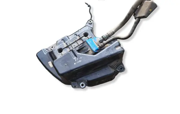 Audi A5 AdBlue liquid reservoir 8W0131878AQ