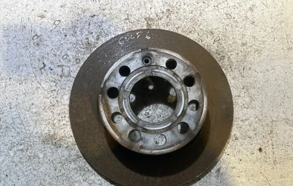 Volkswagen Golf VI Rear brake disc