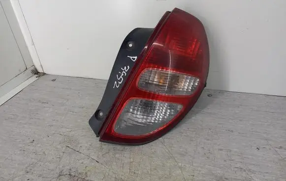 Daihatsu Sirion Rear/tail lights 220-51673
