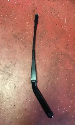 BMW 1 E81 E87 Front wiper blade arm 7169974