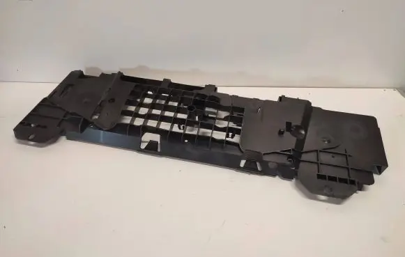 Mercedes-Benz E W211 Other trunk/boot trim element A2115457040