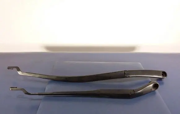 KIA Ceed Front wiper blade arm