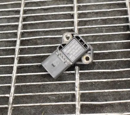 Audi A5 8T 8F Air pressure sensor 0281002977 03G906051E