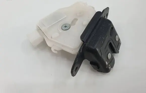 Toyota Auris E180 Tailgate/trunk/boot lock/catch/latch