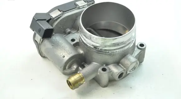 BMW M4 F82 F83 Throttle valve 7597871