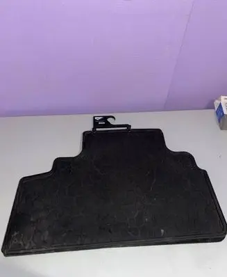 Ford Escape I Second row seat mat 1362982