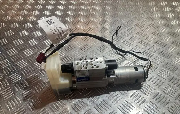 Mercedes-Benz E W238 Convertible roof hydraulic pump A2388000030