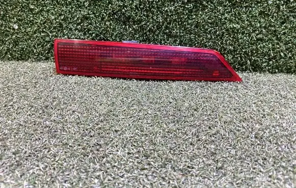 Ford Transit Custom Third/center stoplight GK2113N408AB