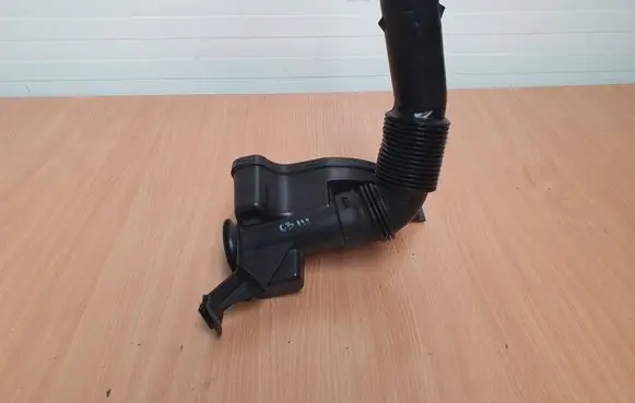 Citroen C3 Air intake duct part 9812189880 1160114S0 9682647680