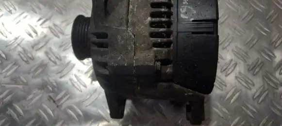 Ford Mondeo MK I Generator/alternator 93BB10300AE 93BB-10300-AE