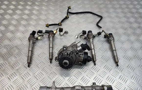 Audi A4 S4 B9 Fuel injection system set 04L130755E 0445010538 04L089G