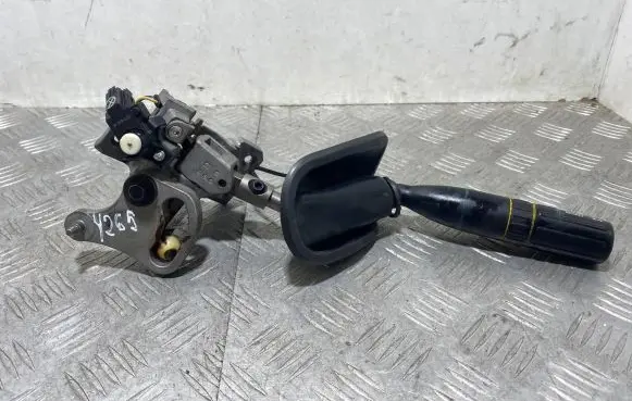 Ford F150 Gear shifter/selector FL347200AD